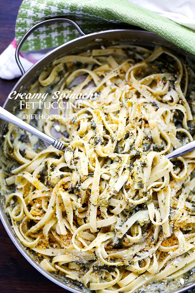 Creamy Spinach Fettuccine in a pan.