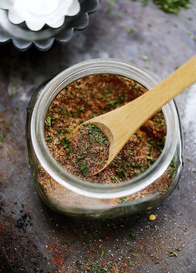 Homemade Jamaican Jerk Seasoning | www.diethood.com | A spicy, sweet, tangy and hot seasoning for chicken, pork and grilled meat.