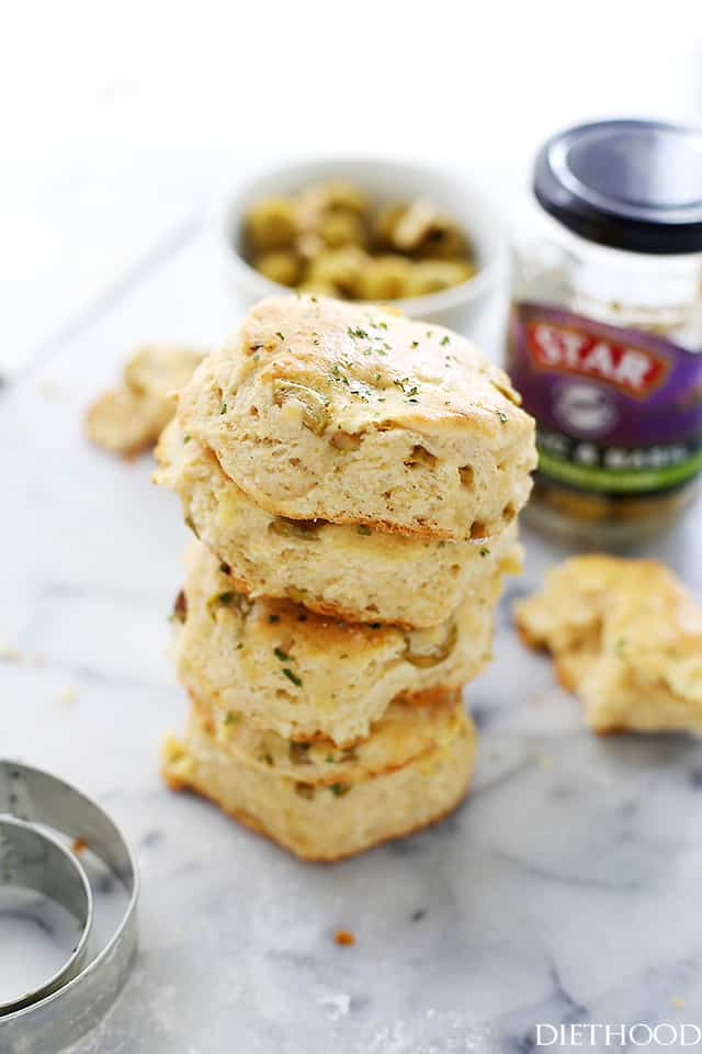 Skillet Biscuits with Garlic-Basil Olives | www.diethood.com | Light, fluffy, very easy to make Biscuits baked in a skillet and stuffed with delicious garlic-basil olives! 25 minutes from start to finish!