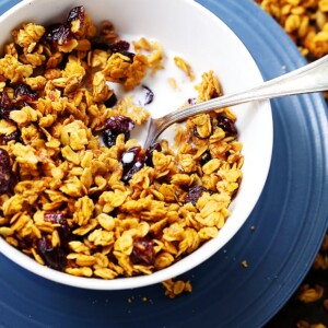 Pumpkin Granola | www.diethood.com | Crunchy and delicious pumpkin granola made with rolled oats, pumpkin puree, Fall spices, pumpkin seeds, and dried fruits. Healthy, quick and SO easy to make!