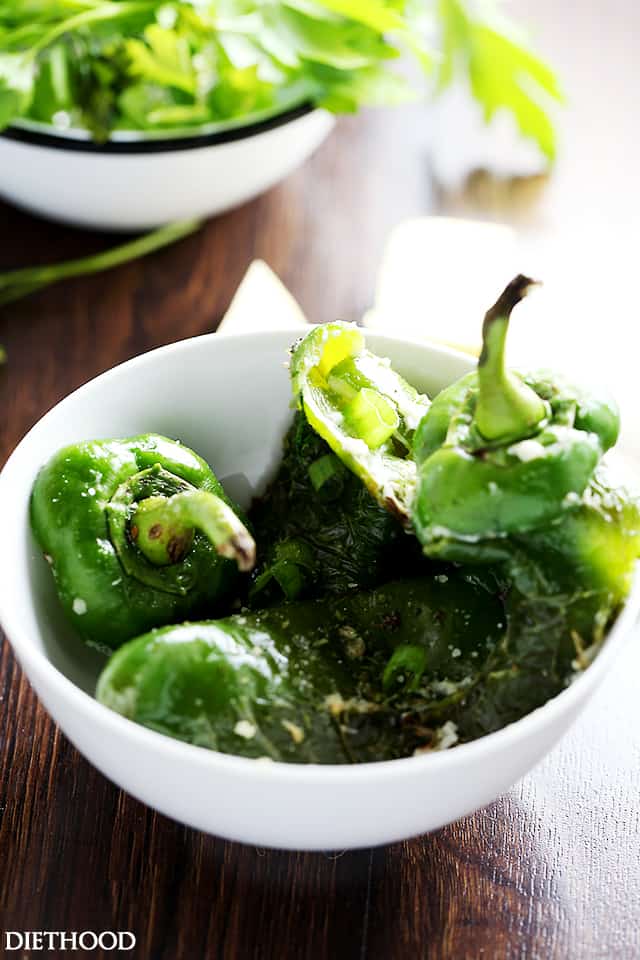 Easy Skillet Stuffed Peppers | www.diethood.com | Quick, easy, deliciously cheesy stuffed peppers prepared on the stove top. 