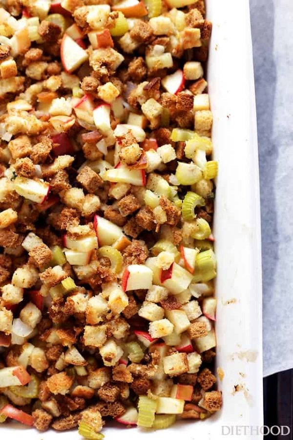 Easy Apple Stuffing Recipe Thanksiving or Christmas Turkey Stuffing!