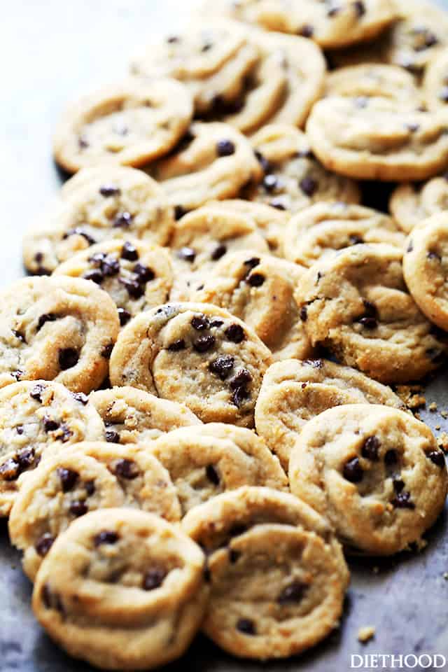 Soft Mini Chocolate Chip Cookies - No one can resist a soft and chewy cookie, especially when it's in mini form!
