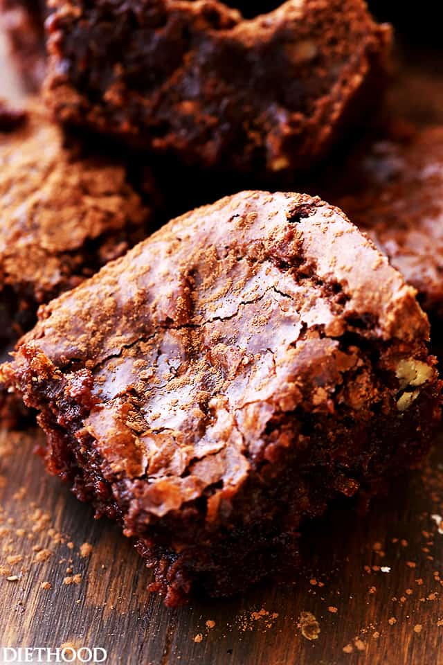 Fudgy Homemade Brownies - The best chewy and fudgy homemade brownies made from scratch in just one bowl! They are incredibly delicious, very easy to make and foolproof.