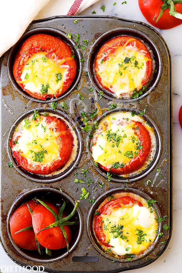 Baked Eggs in Tomato Cups - Simple, healthy and flavorful breakfast, brunch (even dinner!) recipe with eggs baked inside perfectly seasoned tomato cups.