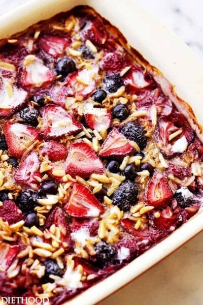 Very Berry Baked Oatmeal Recipe | Diethood