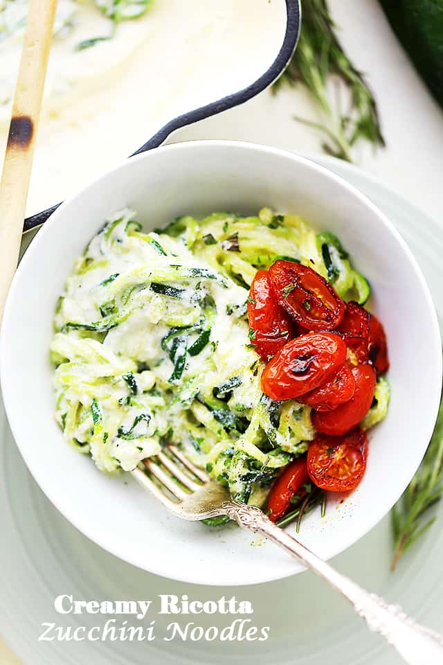 Creamy Ricotta Zucchini Noodles - Delicious zucchini noodles tossed in a creamy and garlicky ricotta cheese sauce. Easy, guilt free and vegetarian weeknight meal that takes minutes to prepare!