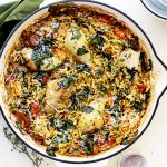 One-Pot Chicken and Orzo with Spinach and Tomatoes | Diethood