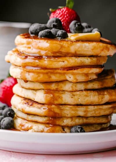 stack of buttermilk pancakes