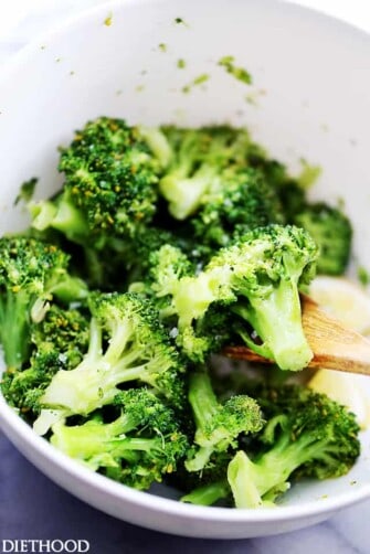 Easy Garlicky Lemon-Parmesan Broccoli | Diethood