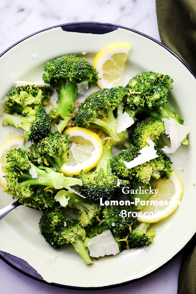 Garlicky Lemon-Parmesan Broccoli - A quick, healthy, delicious, and EASY side dish with steamed broccoli tossed in olive oil with garlic, lemon juice and fresh parmesan!
