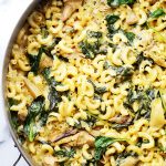 One Pot Macaroni and Cheese with Spinach & Artichokes