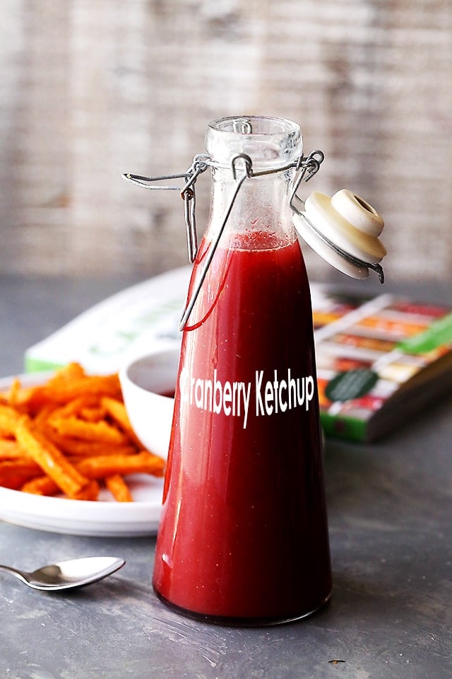 Cranberry Ketchup Recipe - Sweet and tangy homemade ketchup with delicious fall spices and cranberries! The combination of flavors here work so well together, you won't want to go back to store-bought ketchup ever again.