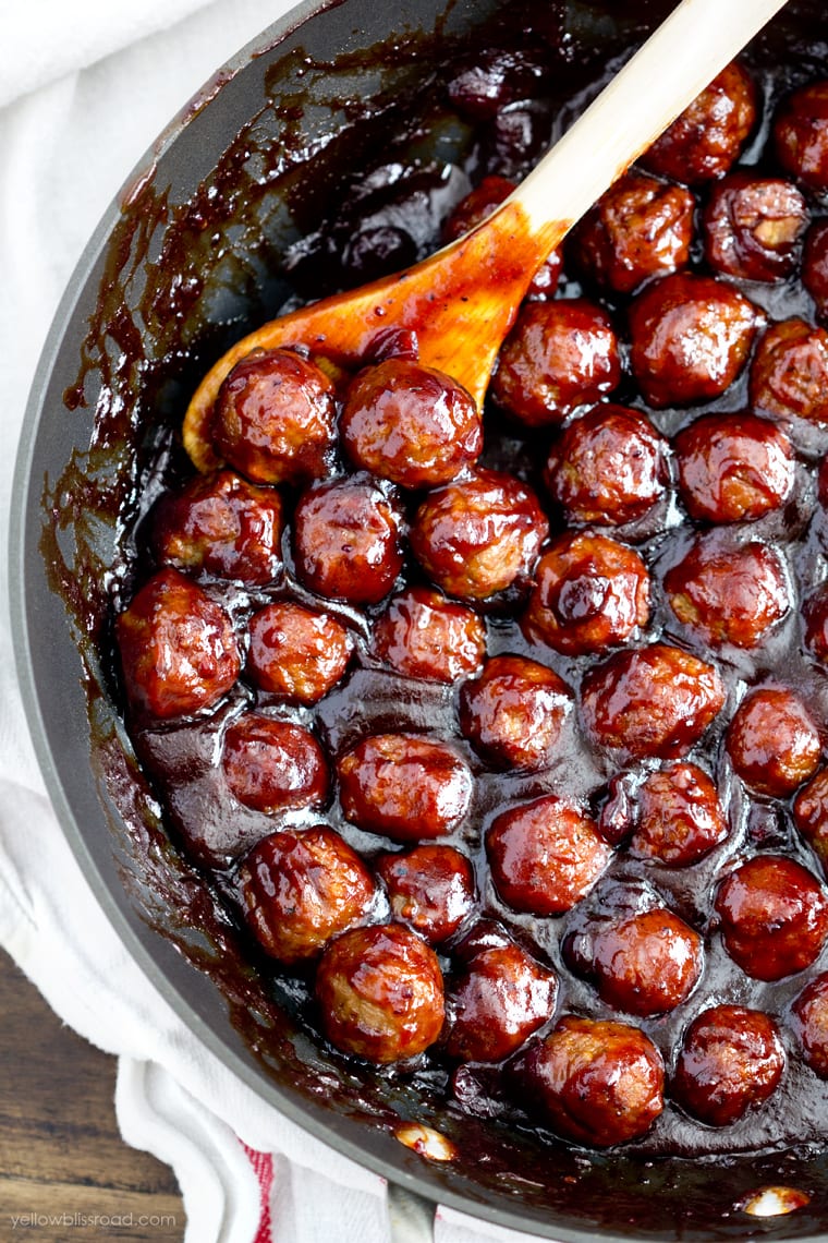 Cranberry Barbeque Meatballs in a serving bowl
