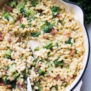 Broccoli Bacon Macaroni and Cheese - Homemade mac 'n cheese loaded with broccoli, a sprinkle of bacon, and lots of cheesy flavor.
