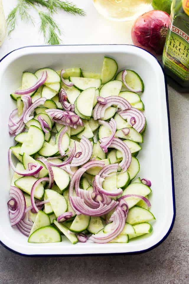 Creamy Cucumber Salad - Light, delicious, and refreshing summer salad, perfect for all those awesome outdoor barbecues and picnics!