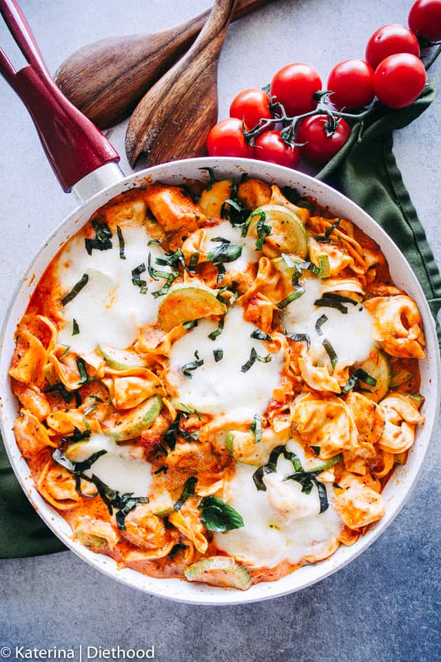 One Pot Italian Chicken Tortellini Recipe - 30 Minute One-Pot Chicken ...