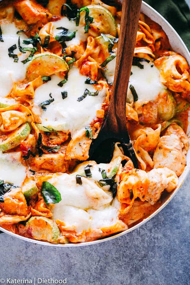 Chicken Tortellini Recipe, one pot tortellini, one pot pasta, 30 minute chicken, one pot italian chicken tortellini recipe