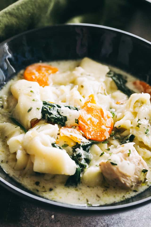 Instant Pot Creamy Chicken Tortellini Soup - Loaded with chicken, veggies, and cheesy tortellini, this is the easiest, yet most flavorful soup that needs to be a part of your instant pot dinner line-up!