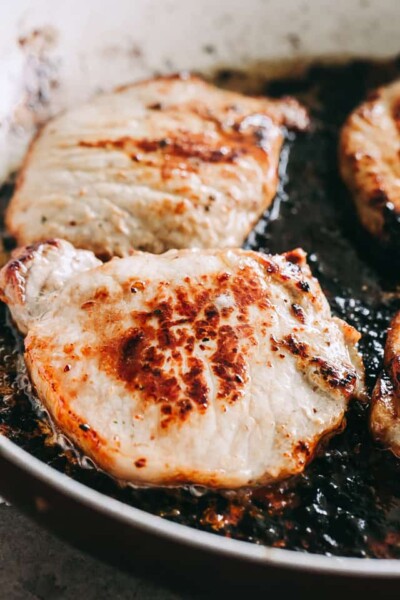 Pork Chops with Mushroom Gravy | Diethood