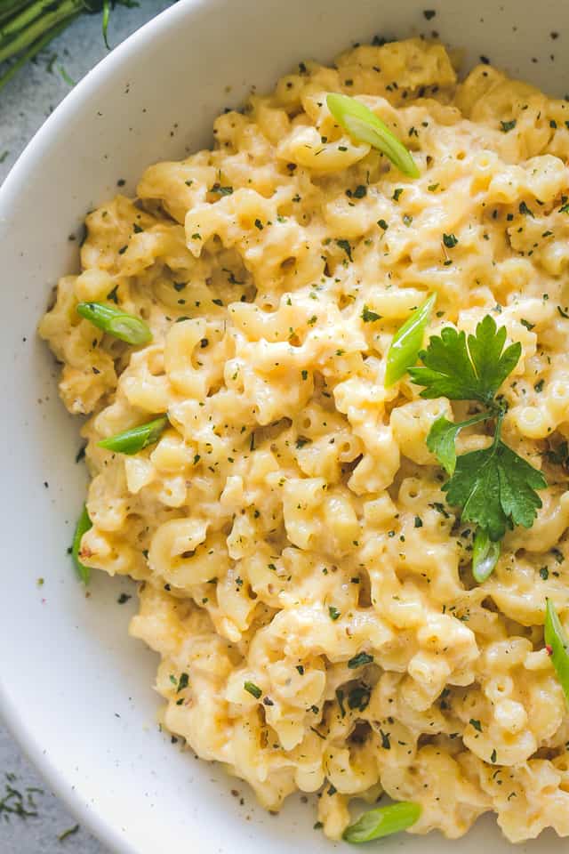 Instant Pot Mac and Cheese, macaroni and cheese in the instant pot