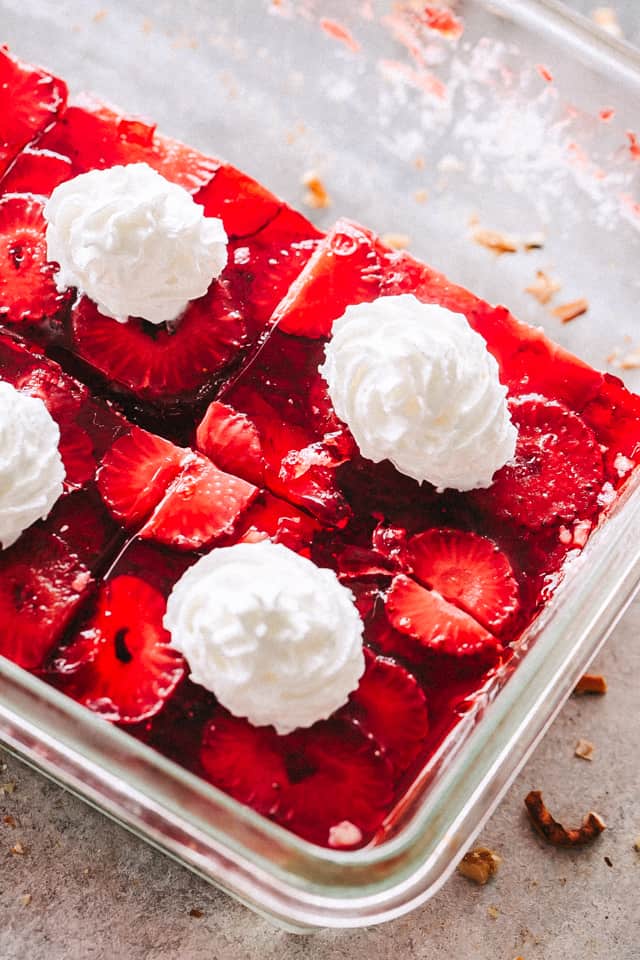 Strawberry Pretzel Dessert Recipe, strawberry jell-o, pretzels, salad