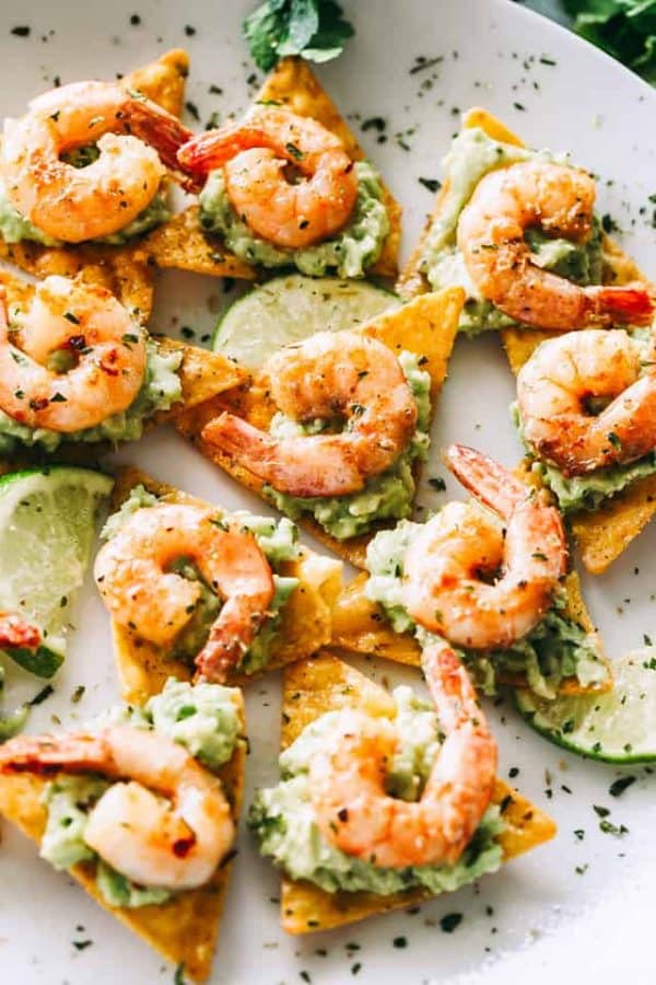 Cajun Shrimp & Guacamole Tortilla Bites | Diethood