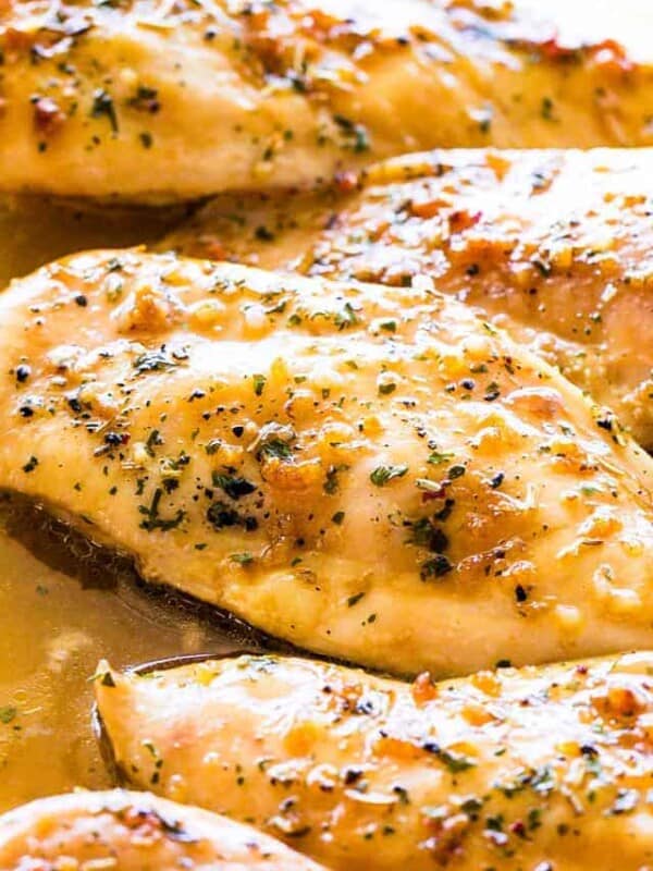 Garlic Brown Sugar Baked Chicken - Juicy, beyond DELICIOUS oven baked chicken breasts full of flavor with just a handful of ingredients and on the table in 30 minutes!