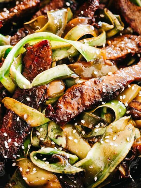 Steak Stir Fry with Zucchini Noodles - Intensely flavorful and wonderfully delicious Stir Fry Steak and Zucchini Noodles prepared in just one pan for a quick low carb meal that you'll go back to again and again! 