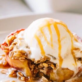 Microwave Baked Apples | Fall Apple Dessert Recipe - Ready In 10 Min!
