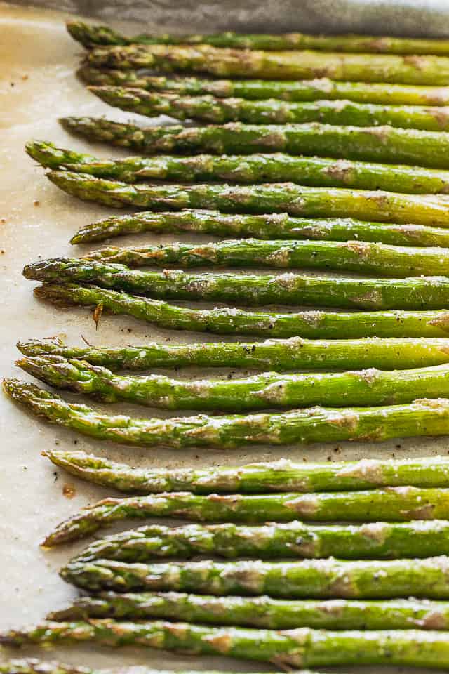 Easy Oven Roasted Asparagus Recipe with Hollandaise Sauce