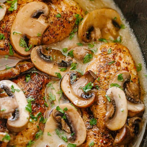 Slow Cooker Chicken Marsala - Creme De La Crumb