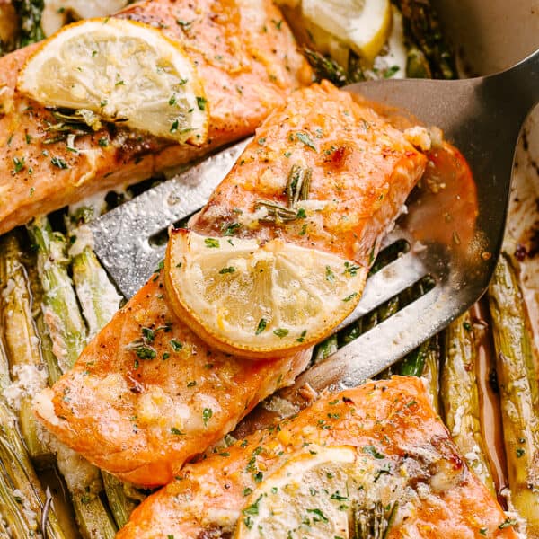 Oven Baked Salmon and Asparagus | Diethood