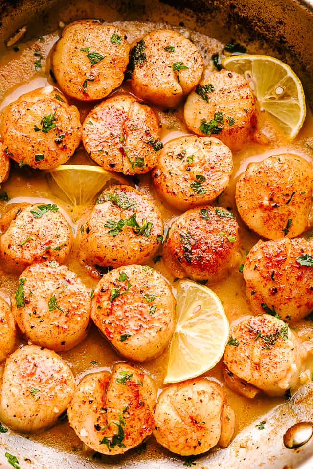 cooking scallops in garlic butter