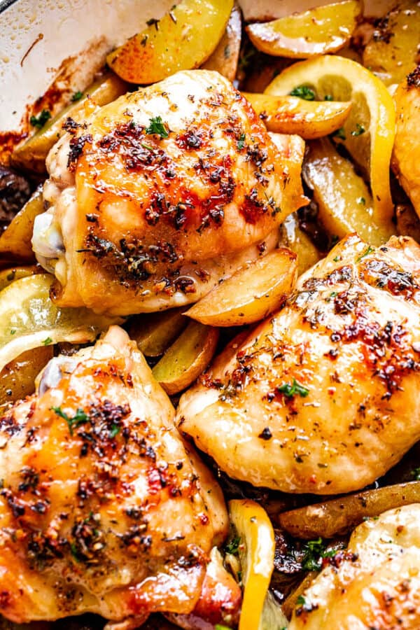 Juicy Garlic Butter Baked Chicken Thighs Recipe with Potatoes