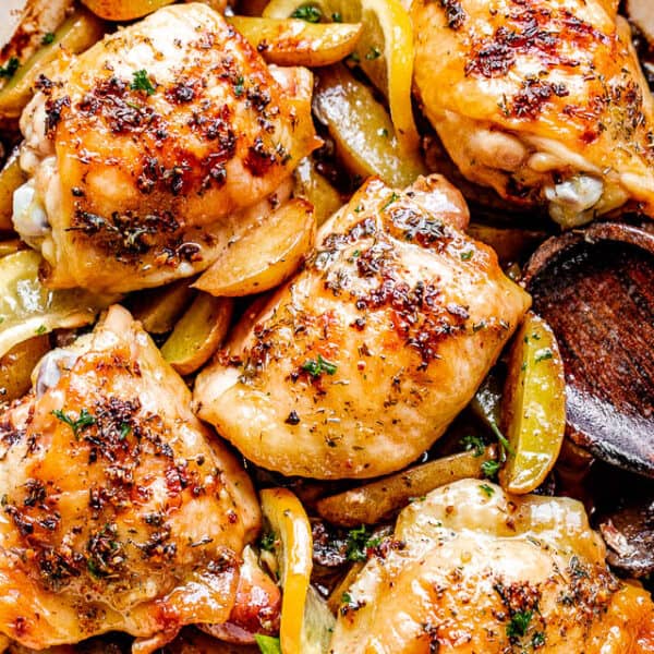 Juicy Garlic Butter Baked Chicken Thighs Recipe with Potatoes