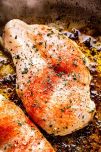 Garlic Butter Pan Fried Chicken Breasts Recipe | Diethood