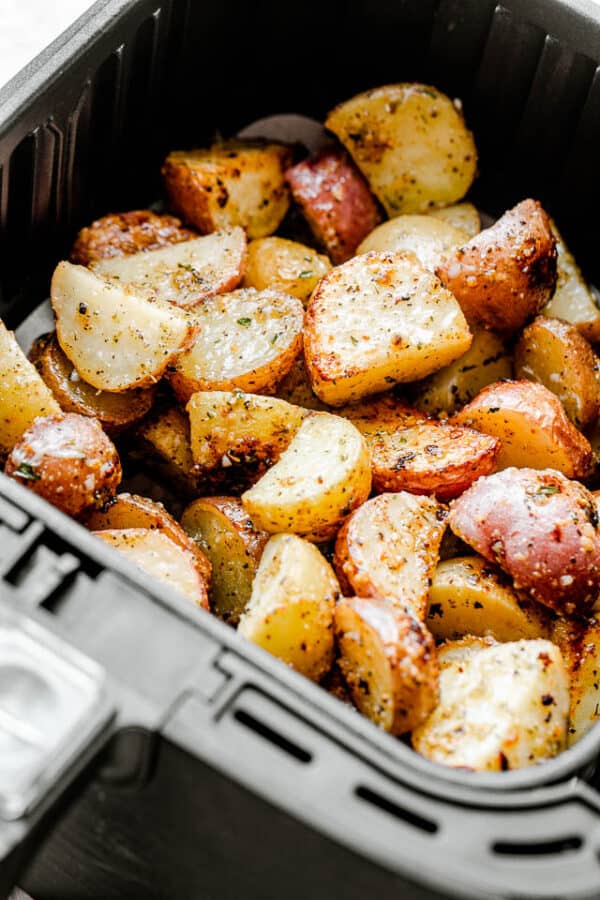 Crispy Air Fryer Potatoes With Herb Butter Diethood 