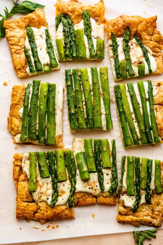 Easy Asparagus Tart with Mozzarella Cheese l Diethood