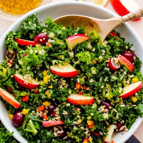 Kale Quinoa Salad (Cheesecake Factory Copycat!) | Diethood