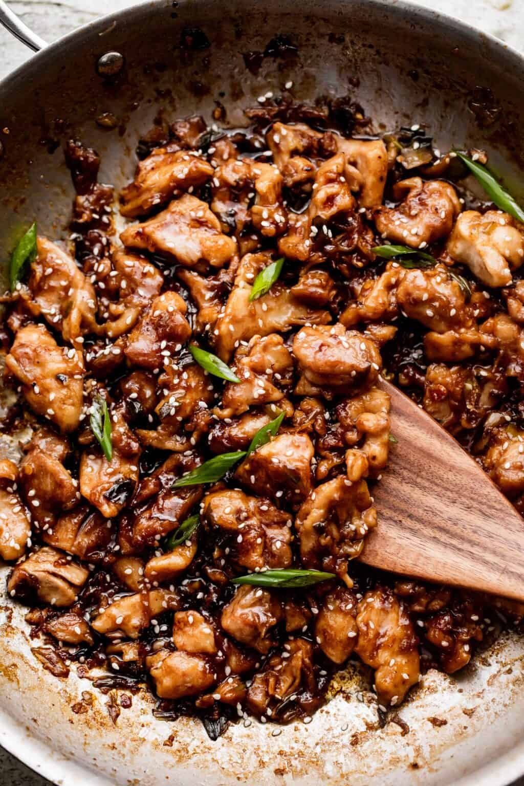 What Pairs Well With Bourbon Chicken