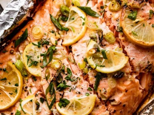 Grilled salmon deals in foil