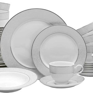 Dinnerware Set