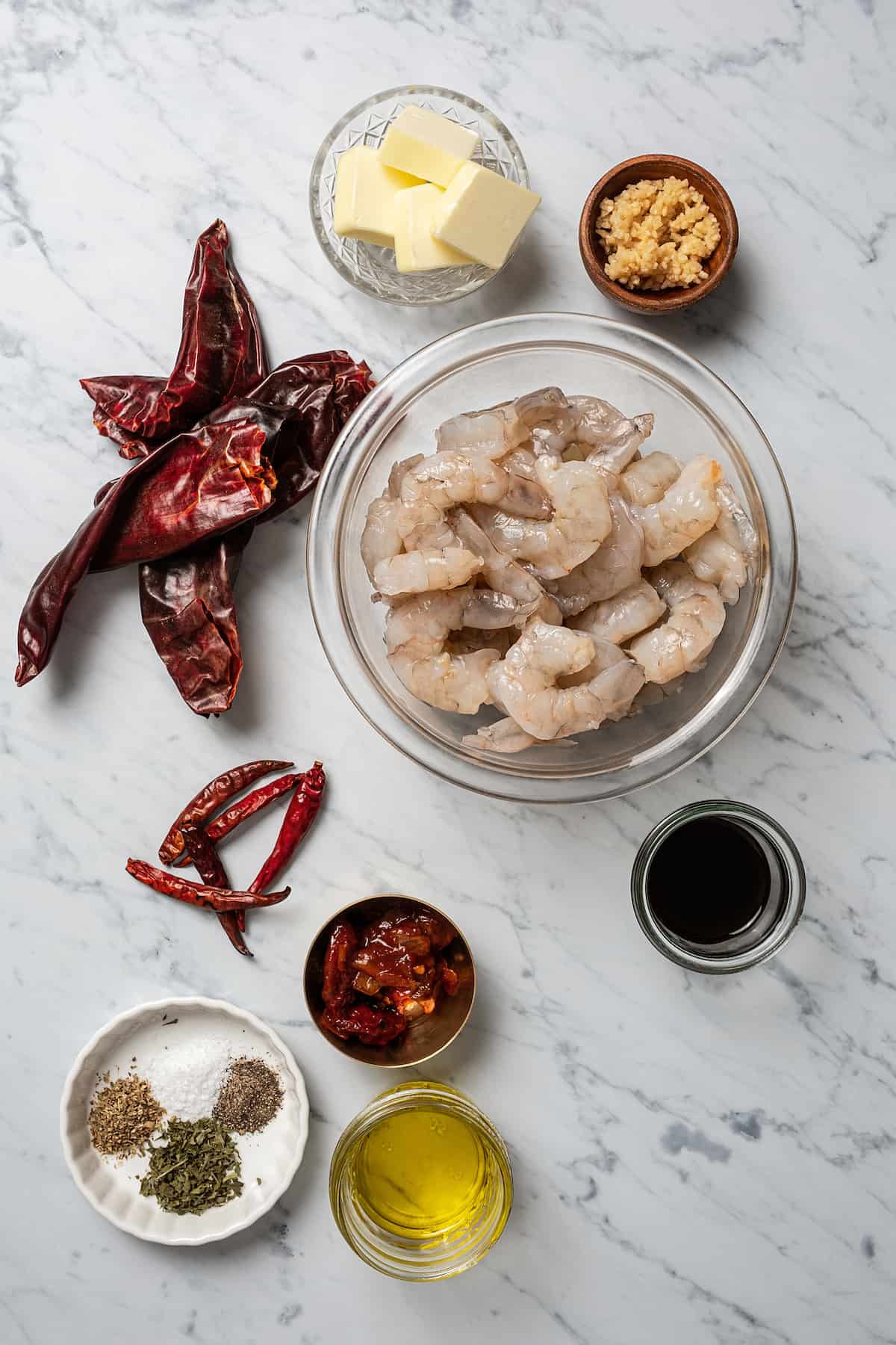 Ingredients for garlic butter shrimp.