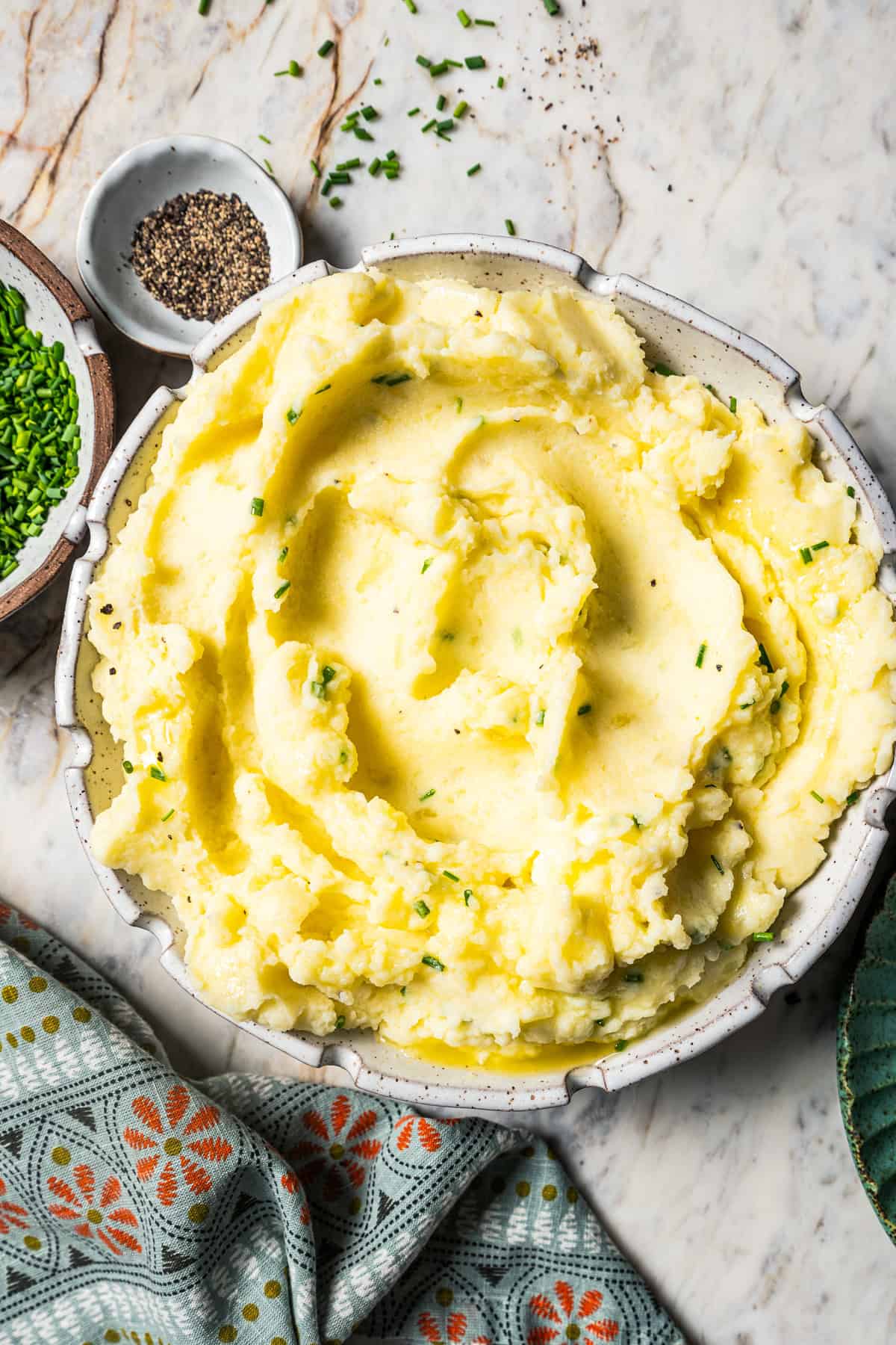 Mashed potatoes served in a bowl.