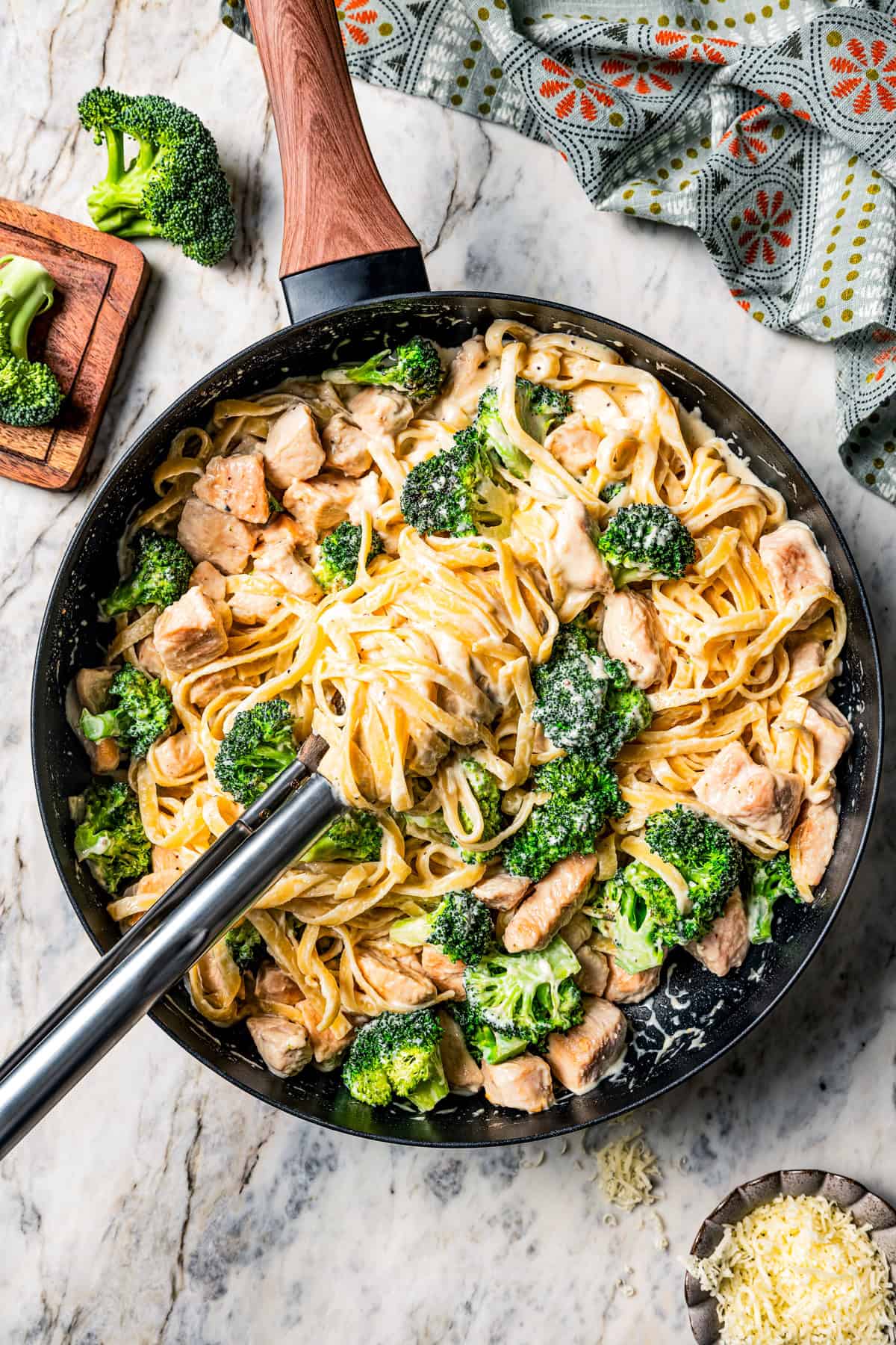 Rooster Fettuccine Alfredo With Broccoli