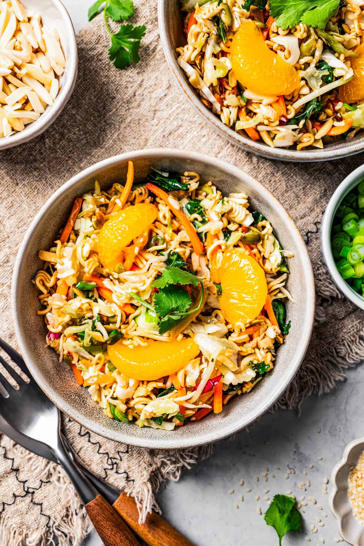 Ramen salad served in two bowls.